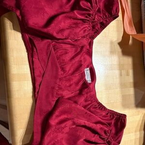 Elegant Red Women's Crop Top